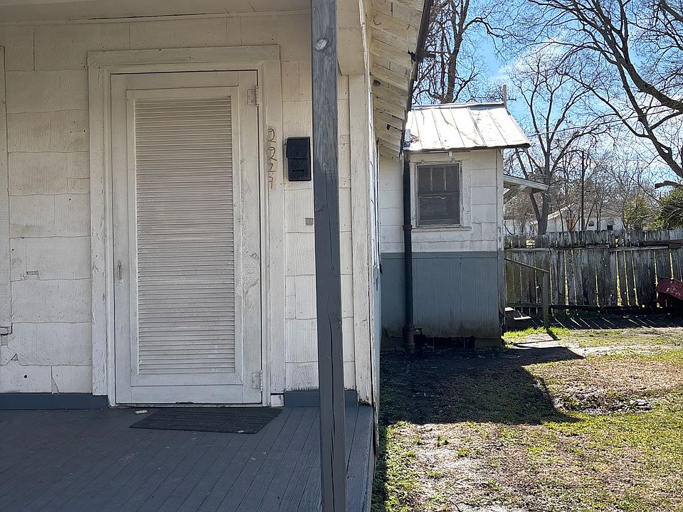 1st image of 2229 Overton St