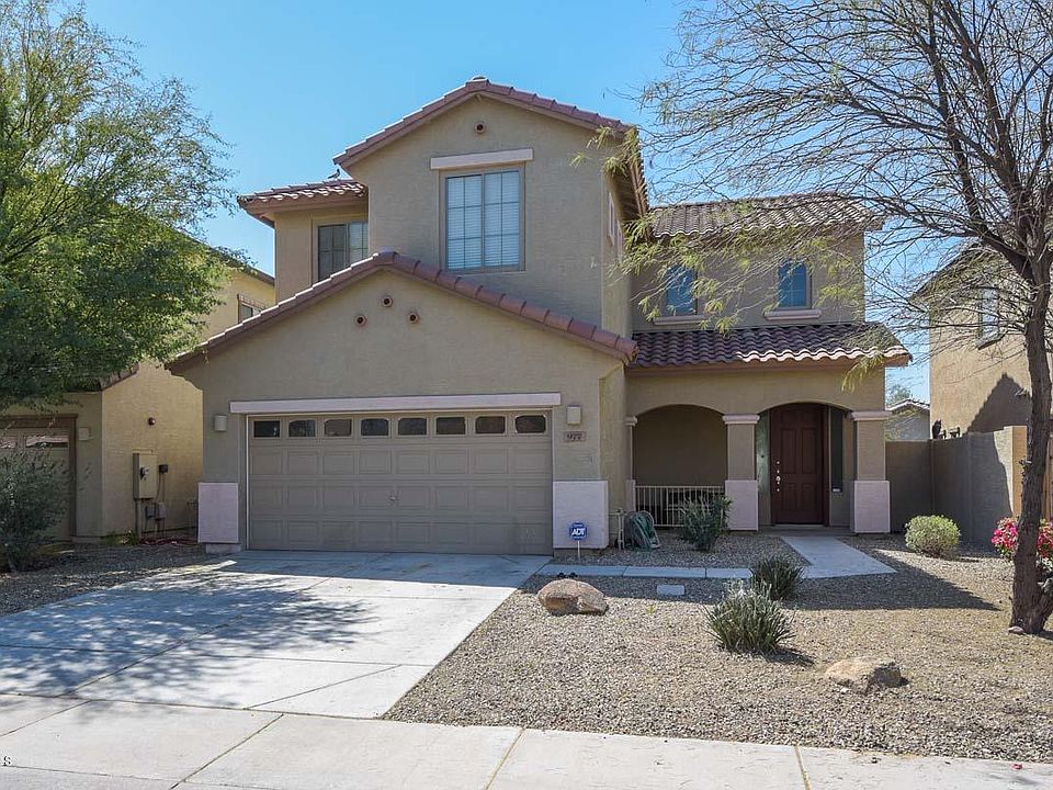 1st image of 977 E CORRALL Street