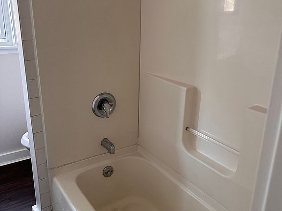 THE LARGE TUB
