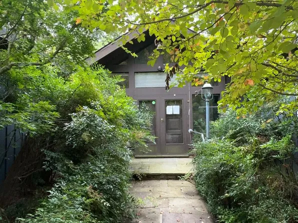 2108 Brookmead Ct, Reisterstown, MD 21136