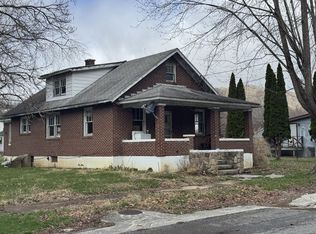 1114 3rd Ave, Marlinton, WV 24954