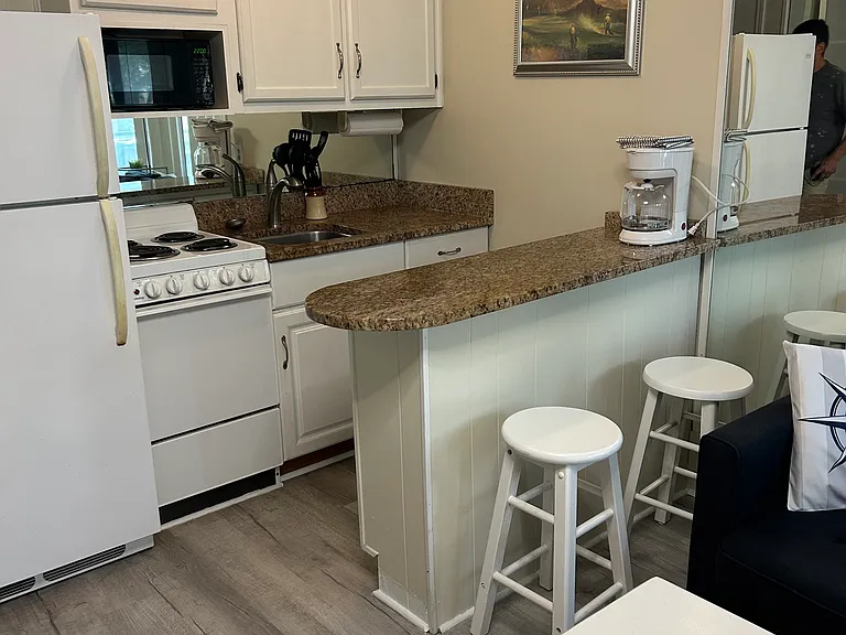 23 S Forest Beach Dr #111 — Photo 8