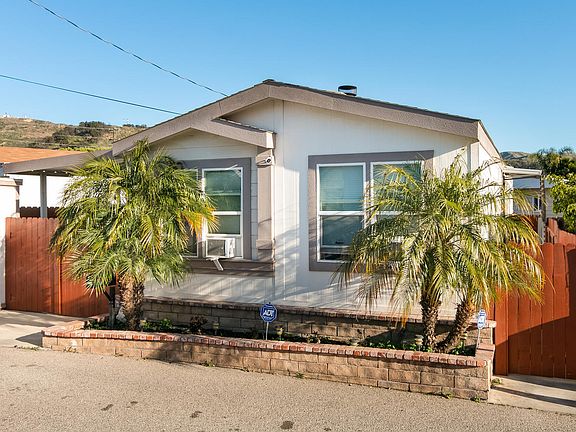 2nd image of 54 Magnolia Dr #54
