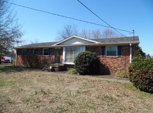 208 Knob Rd, Lebanon, TN 37087