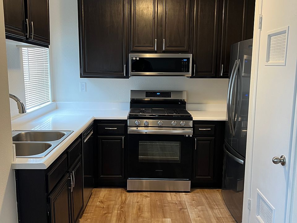 1st image of 234 W Fairview Ave #9