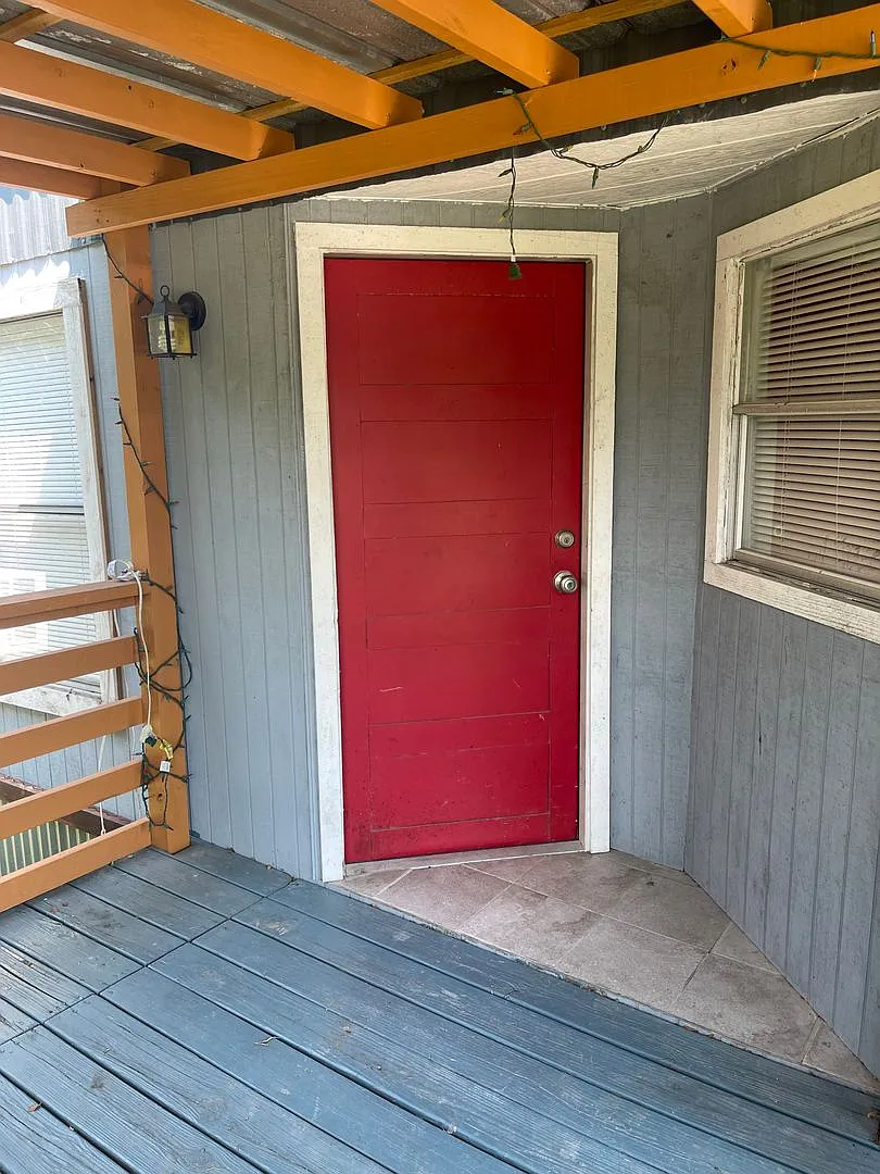 New Rental Annaville/Calallen Area — Photo 4