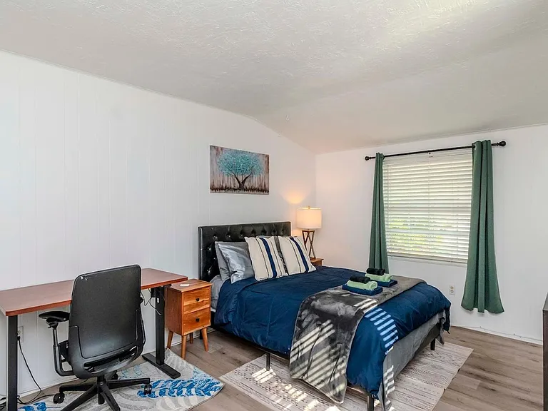 675 Clearwater Largo Rd S — Photo 12