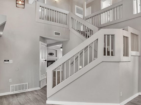 3rd image of 10753 Pleasant Sand Dr
