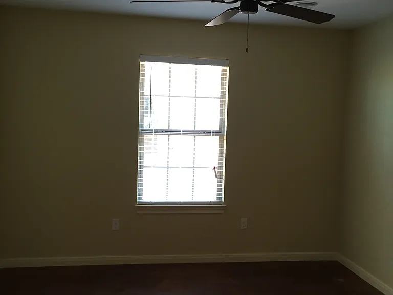 5704A Foxborough Dr — Photo 7