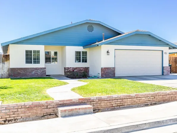 713 White Oak Dr, Ridgecrest, CA 93555