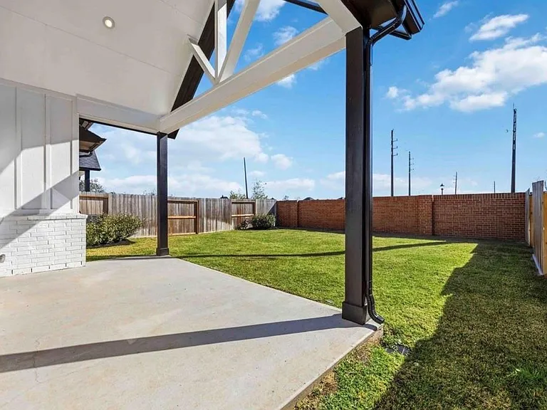 10326 Water Harbor Dr — Photo 22