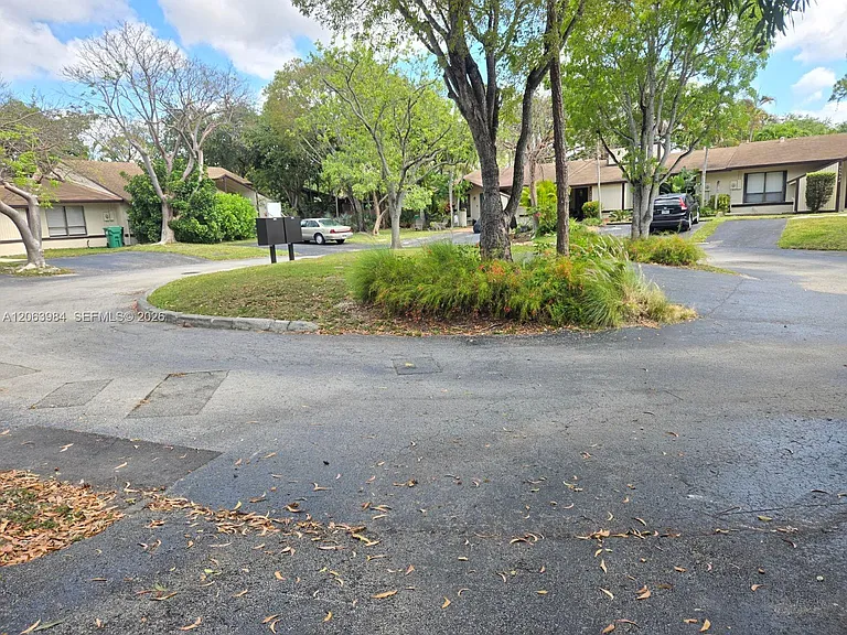 11588 SW 112th Ave — Photo 19