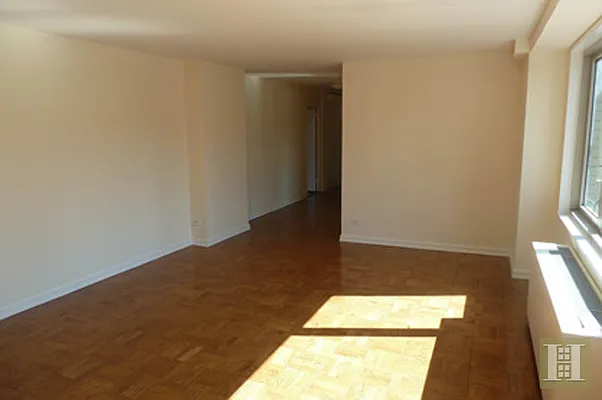 Rented by Halstead Real Estate | media 29