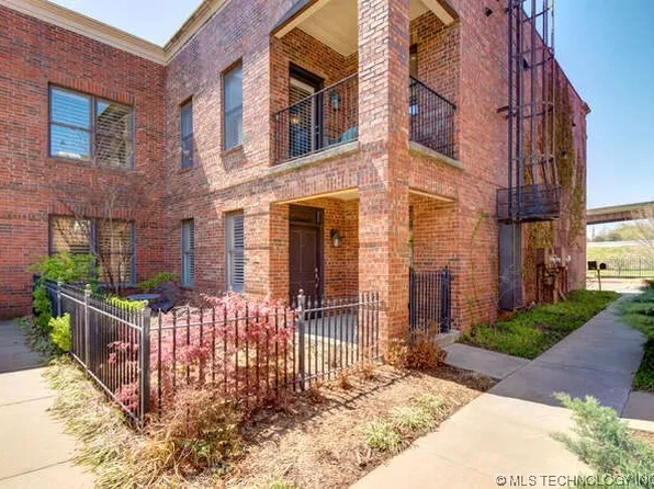 717 S Madison Pl, Tulsa, OK 74120