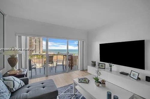 1950 S Ocean Dr #6K — Photo 8