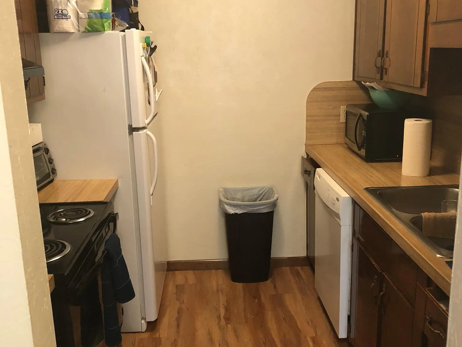 141 Locke St — Photo 4