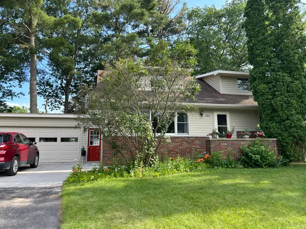 542 Northwood Dr, Alpena, MI 49707