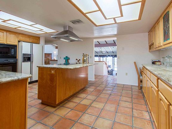 5th image of 5726 E Paseo Cimarron