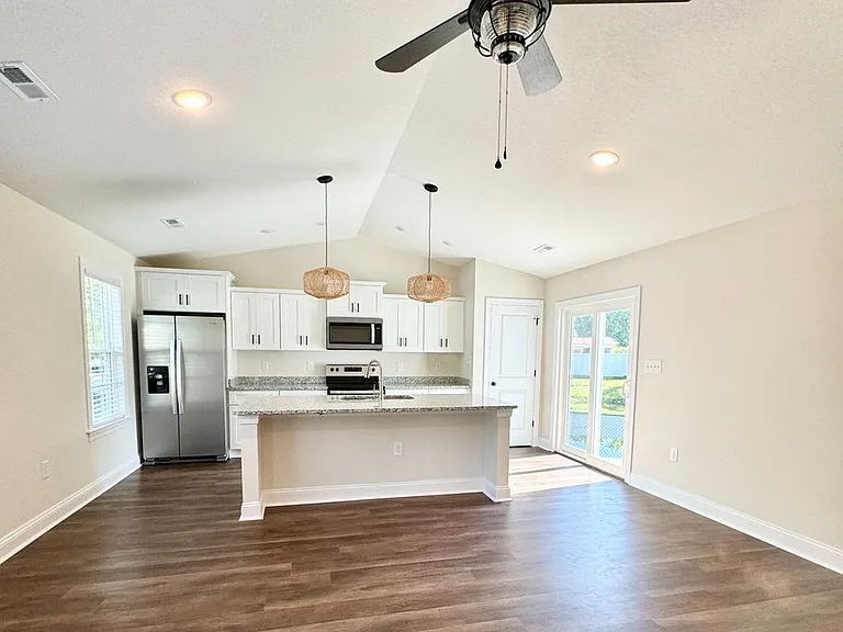 2014 Phoenix Dr #98 — Photo 36