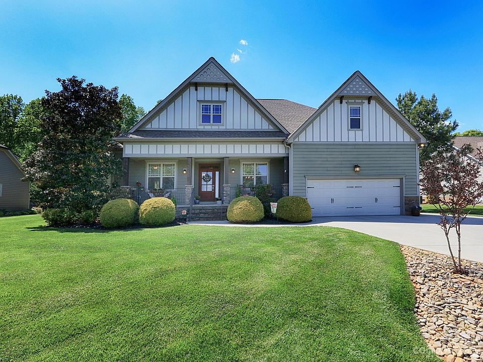 1st image of 109 Bluff Meadow Ln