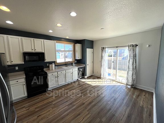 5th image of 8397 Hames Dr