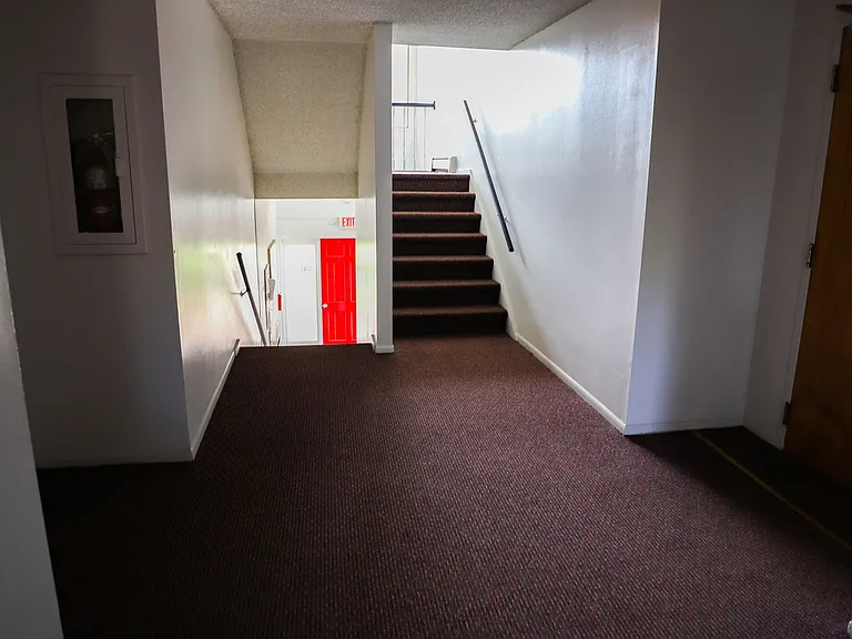Carriage House (Albion 64 LLC) — Photo 20