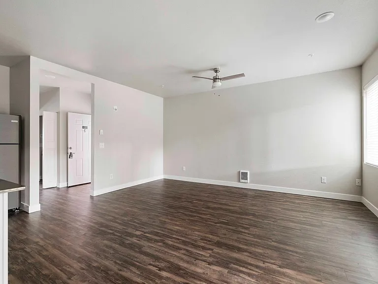 Arbor Crest Apartments — Photo 28
