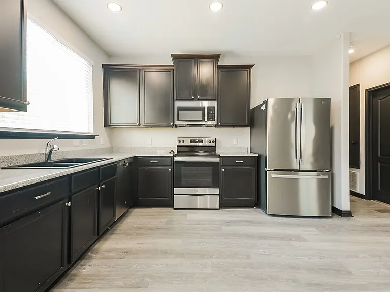 9136 Benevolent Ct — Photo 9