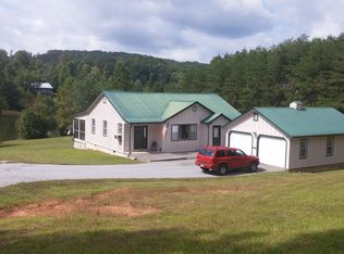 201 Cindy Cv, Cleveland, GA 30528