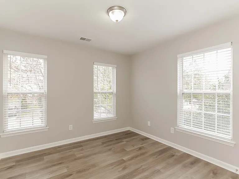 211 Winding Canyon Dr — Photo 13