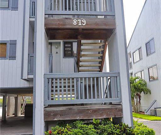 3rd image of 819 Bahia Del Sol Dr #42