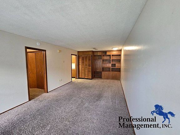 2nd image of 211 N 34th St #18