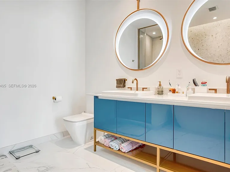 2655 S Bayshore Dr #1805 — Photo 22