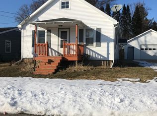 404 W Brayton Rd, Mount Morris, IL 61054