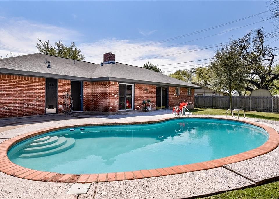 1st image of 5604 Preswyck Dr