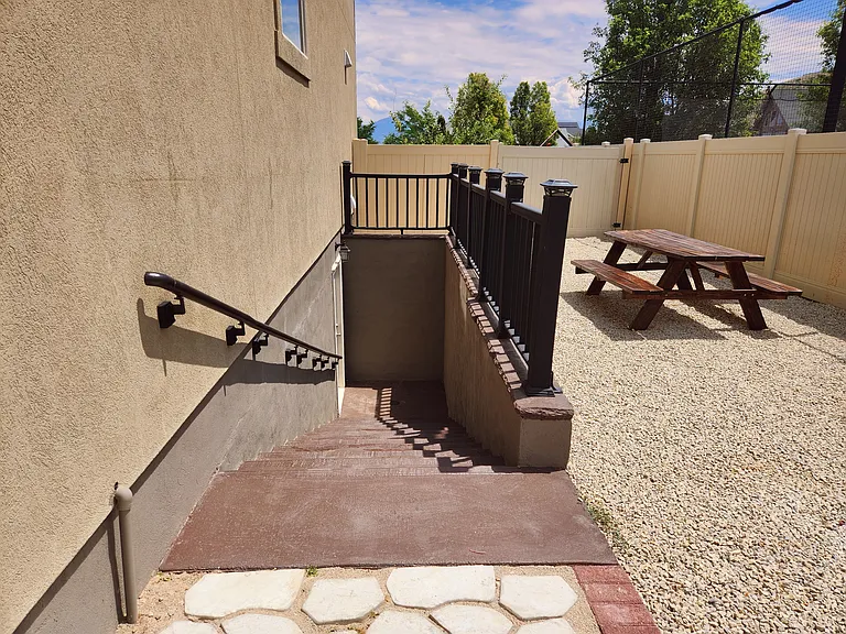 14249 S Knapper Way #B — Photo 5