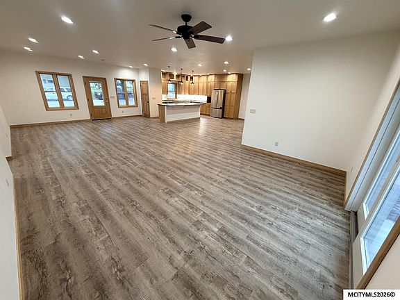 3rd image of 506 S 3rd St