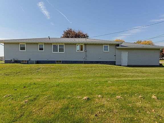 2nd image of 505 5th St SW