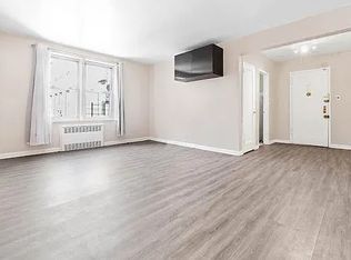 3538 75th St APT 3G, Flushing, NY 11372