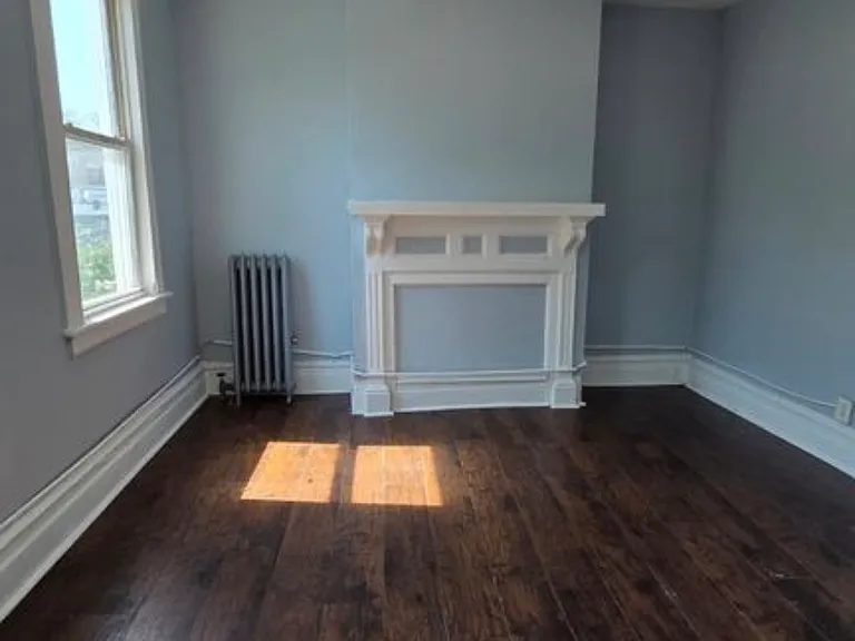 257 S 11th St #2C — Photo 10