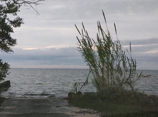 176 Waterloo Dr, Moncks Corner, SC 29461