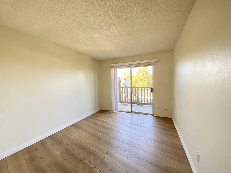 Meadowlake 1025 — Photo 14