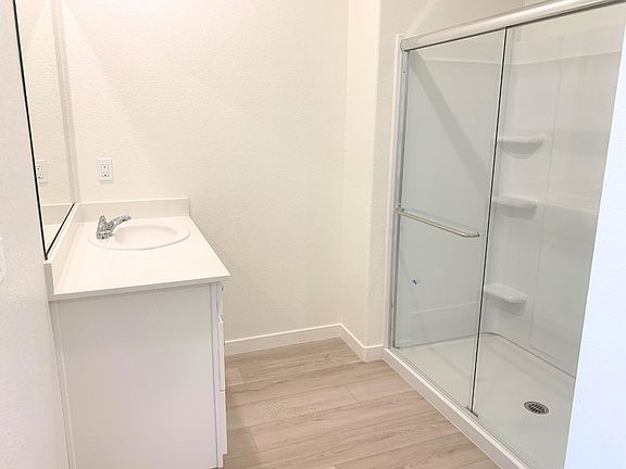 5th image of 5285 E Meadowood Drive
