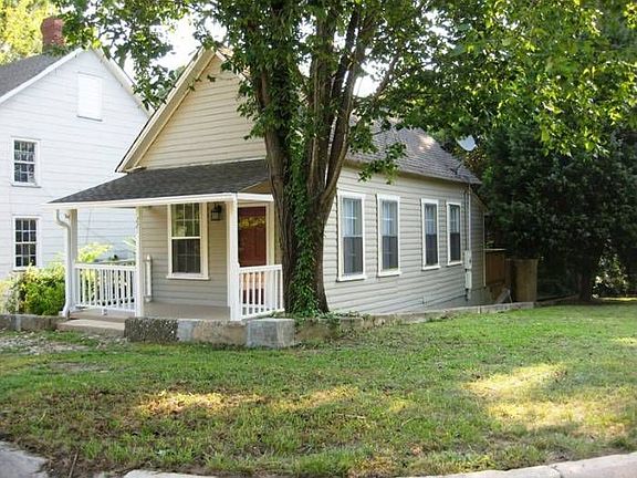 221 Hudson Front View