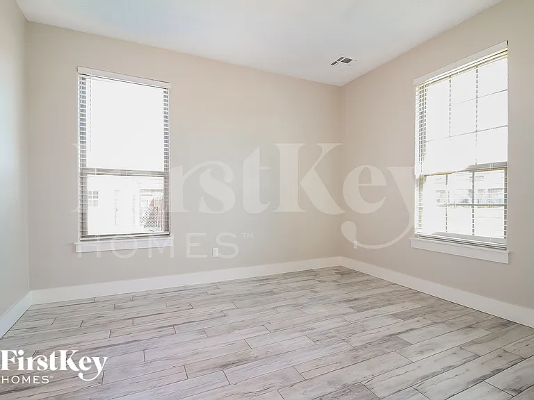 9701 Sundance Ridge Rd — Photo 13