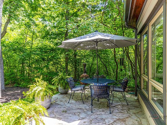 5th image of 1310 Woodland Ct W