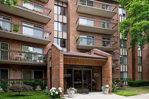 1st image of 701 Lake Hinsdale Dr APT 507