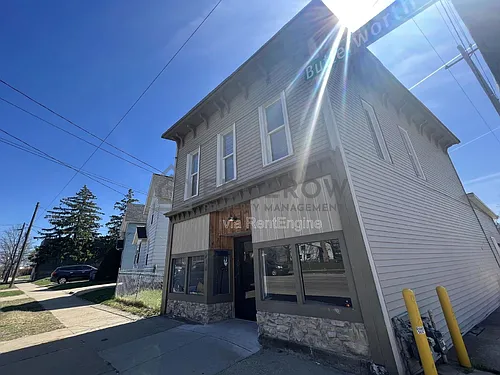 300 Gunnison Ave SW #A Photo 1
