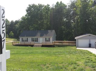 2257 Dean Rd, Kernersville, NC 27284