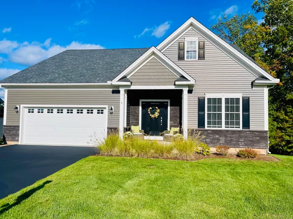 9 Watch Hill Drive #9, Enfield, CT 06082